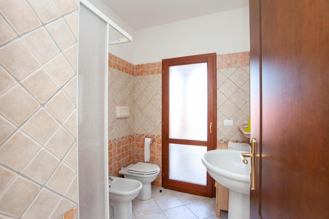 Casa Antonella Apartment Orosei Bagian luar foto